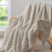 BEDELITE Fluffy Fleece Blanket Cosy Soft Throw, 152x203 cm, Linen Beige | Striped Design, Decorative for Sofa Bed Couch, Warm Gifts for Women and Girls