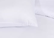 100% Egyptian Cotton Duvet Cover Set |200 Thread Count Plain Dyed Duvet Quilt Cover Set With Free Pillowcases| Non-Iron Easycare Bedding Set - Single Double King Super King Sizes (White, Double)